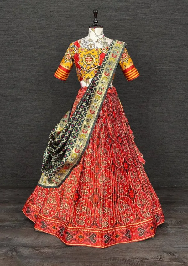 lahnga Choli for women in reed color